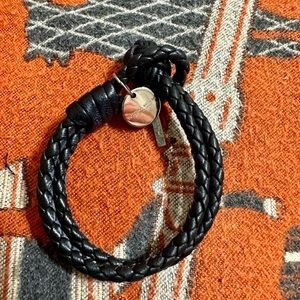 BOTTEGA VENETA❤️🌟DOUBLE BRAIDED BLACK BEACELET⭐️